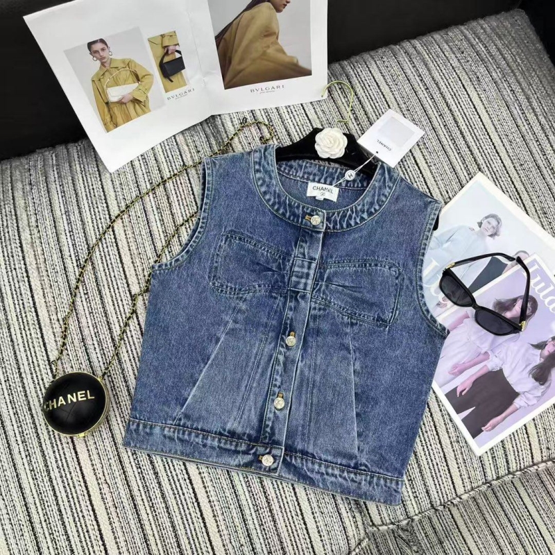 Ch**el jeans